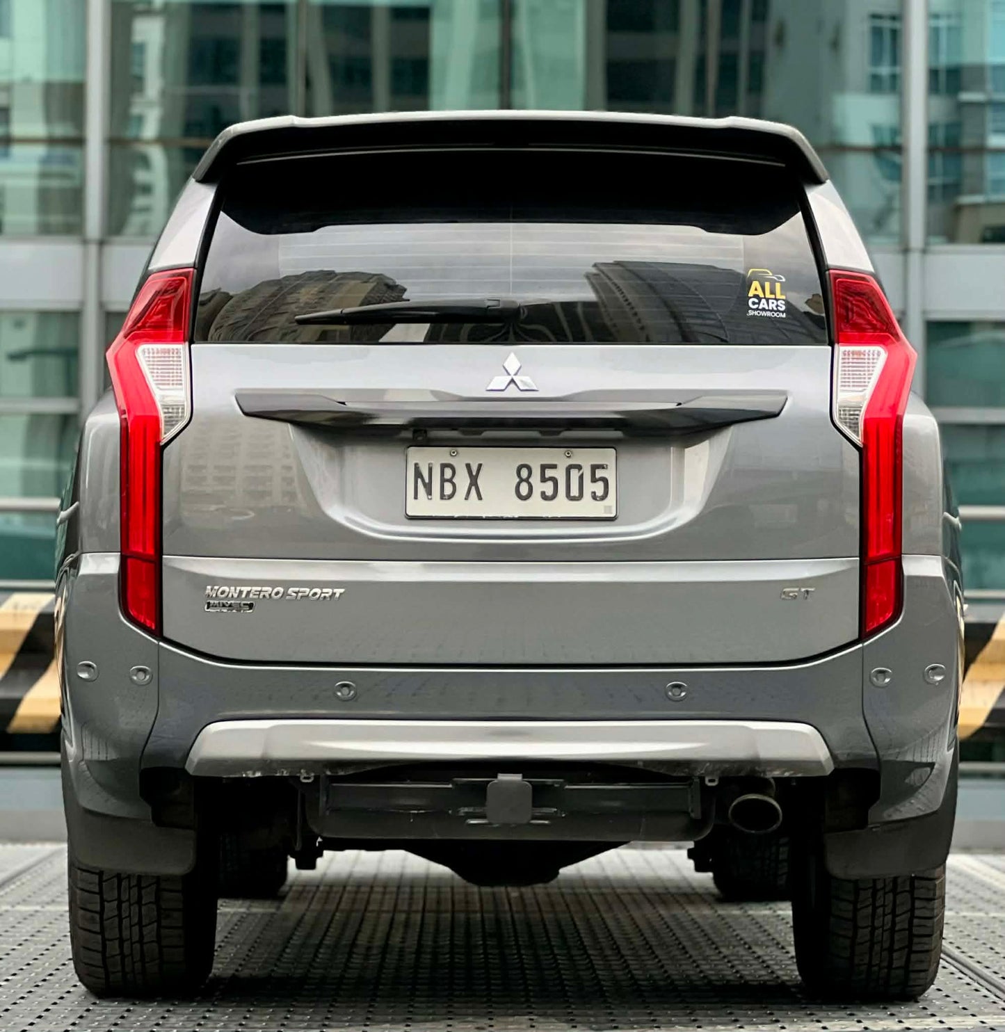 2016 Mitsubishi Montero 4x4 GT, Automatic, Diesel