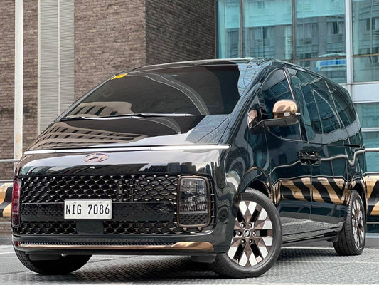 2023 Hyundai Staria Premium+ AWD 2.2, Automatic, Diesel