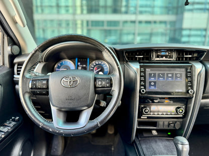 2021 Toyota Fortuner V 4x2 2.8, Automatic, Diesel