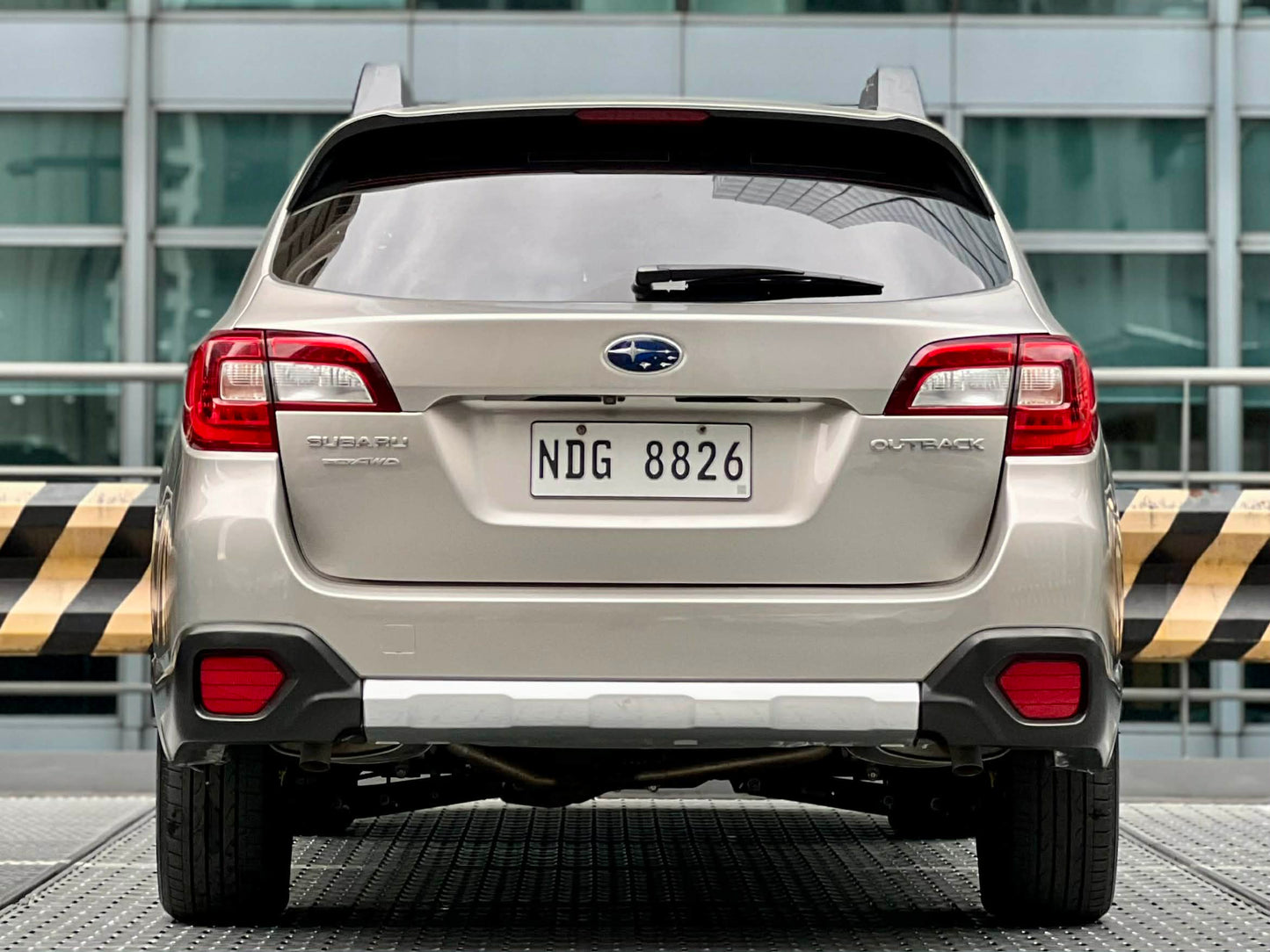 2017 Subaru Outback 3.6 AWD, Automatic, Gas