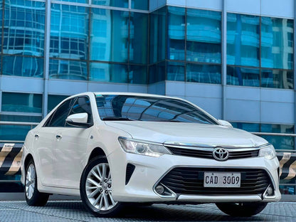 2017 Toyota Camry 2.5 V, Automatic, Gas