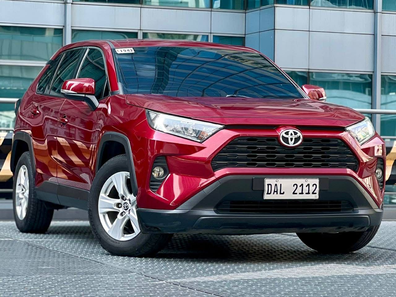 2019 Toyota Rav 4 4x2,  Automatic, Gas