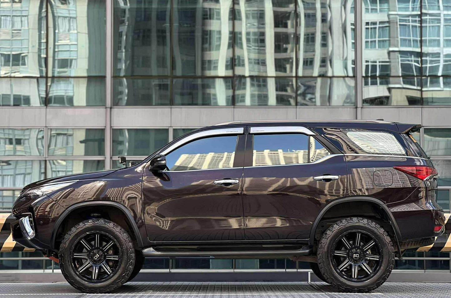 2018 Toyota Fortuner V 4x2, Automatic, Diesel