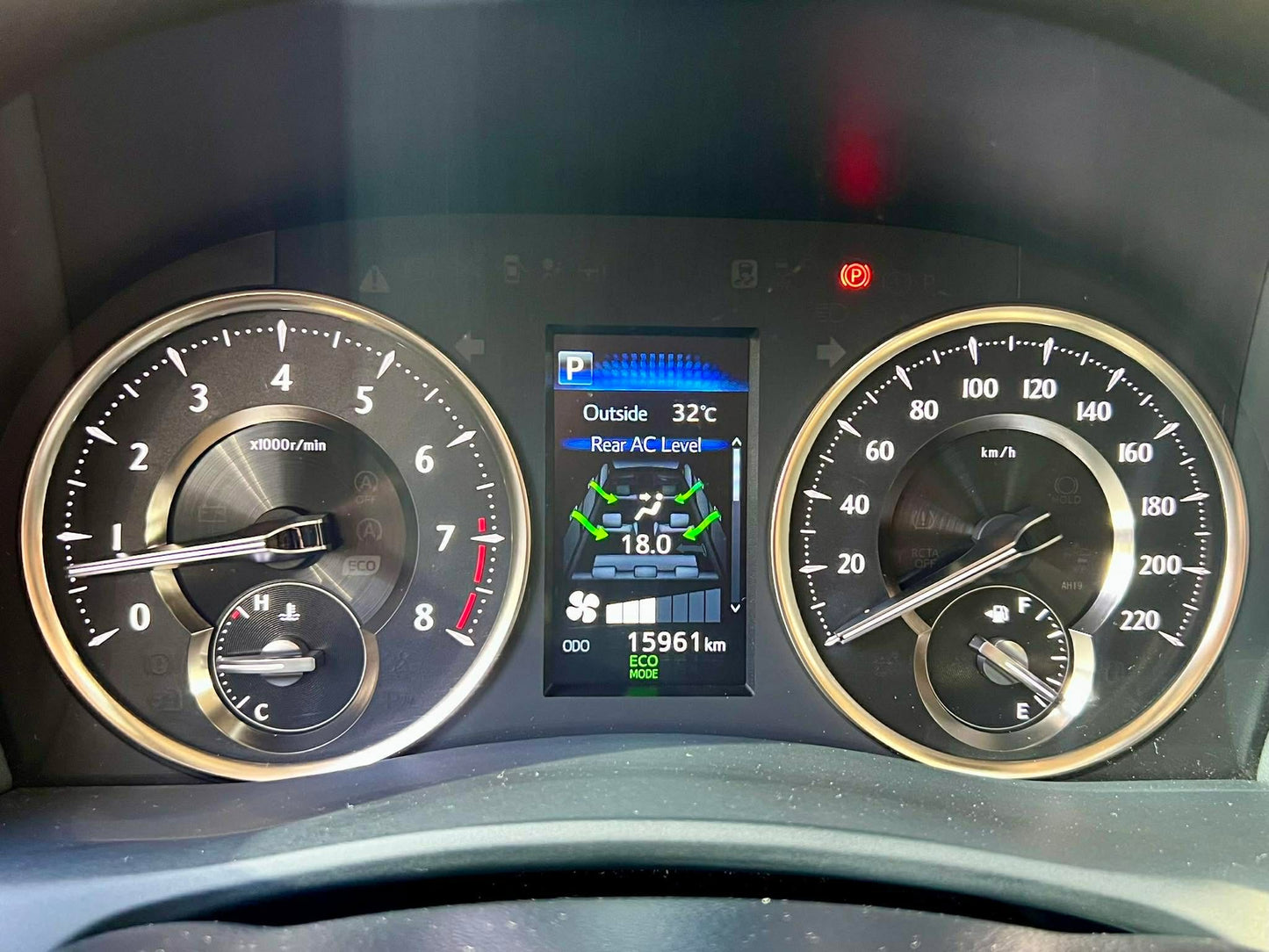 2020 Toyota Alphard 3.5, Automatic, Gas