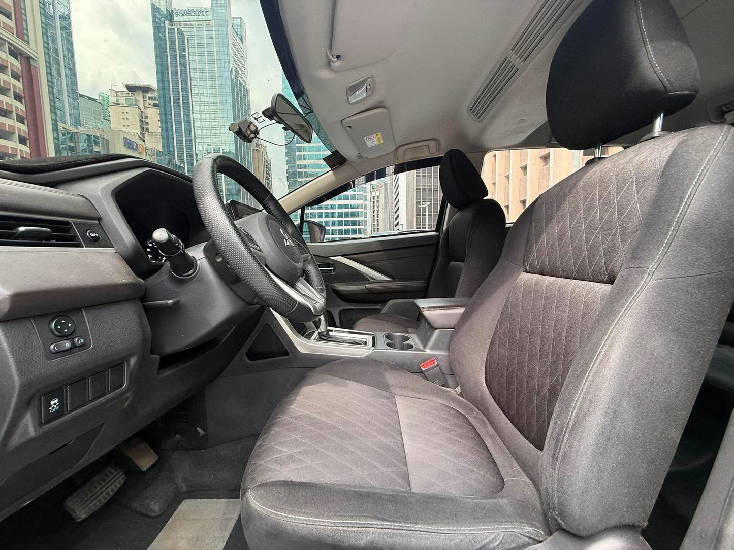 2025 Mitsubishi Xpander 1.5 GLS 2WD, Automatic, Gas