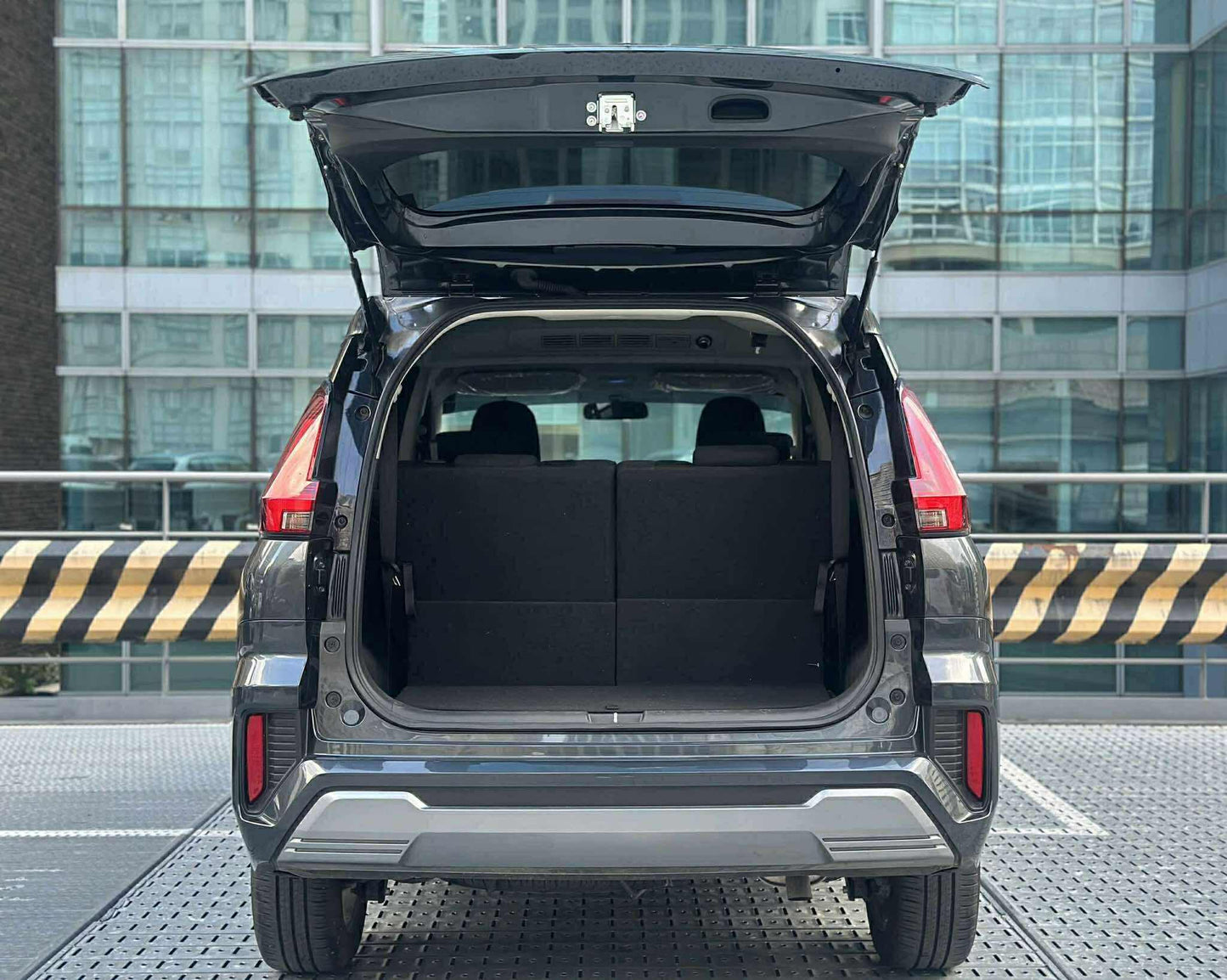 2025 Mitsubishi Xpander 1.5 GLS 2WD, Automatic, Gas