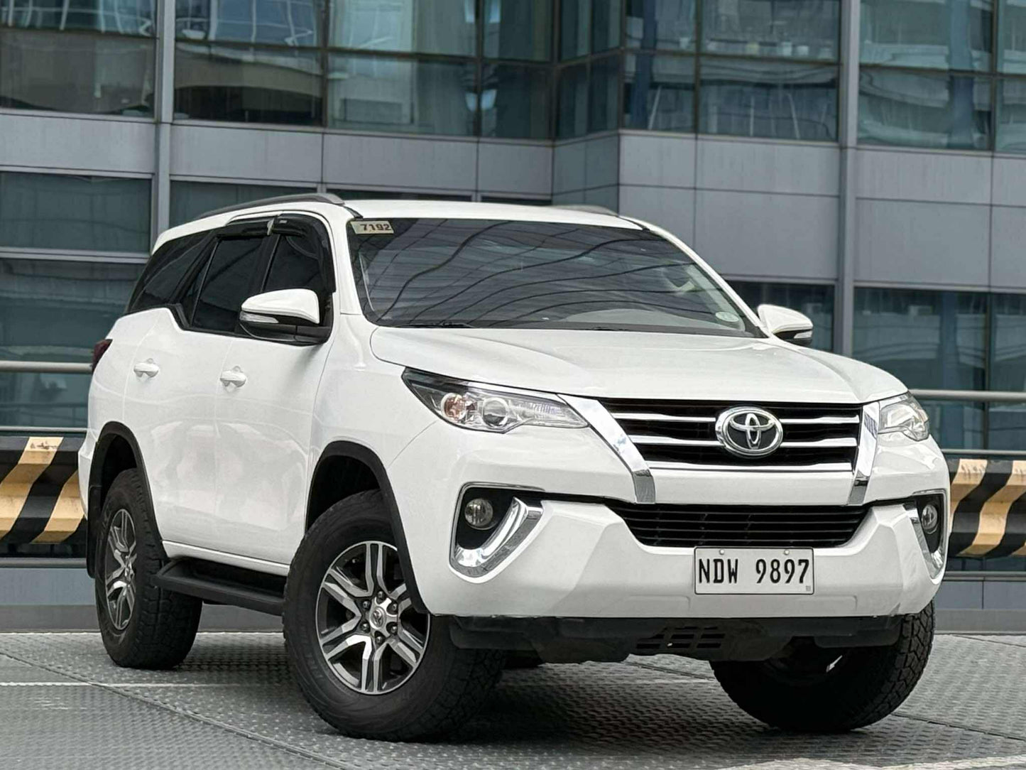 2016 Toyota Fortuner G 4x2 2.4, Manual, Diesel