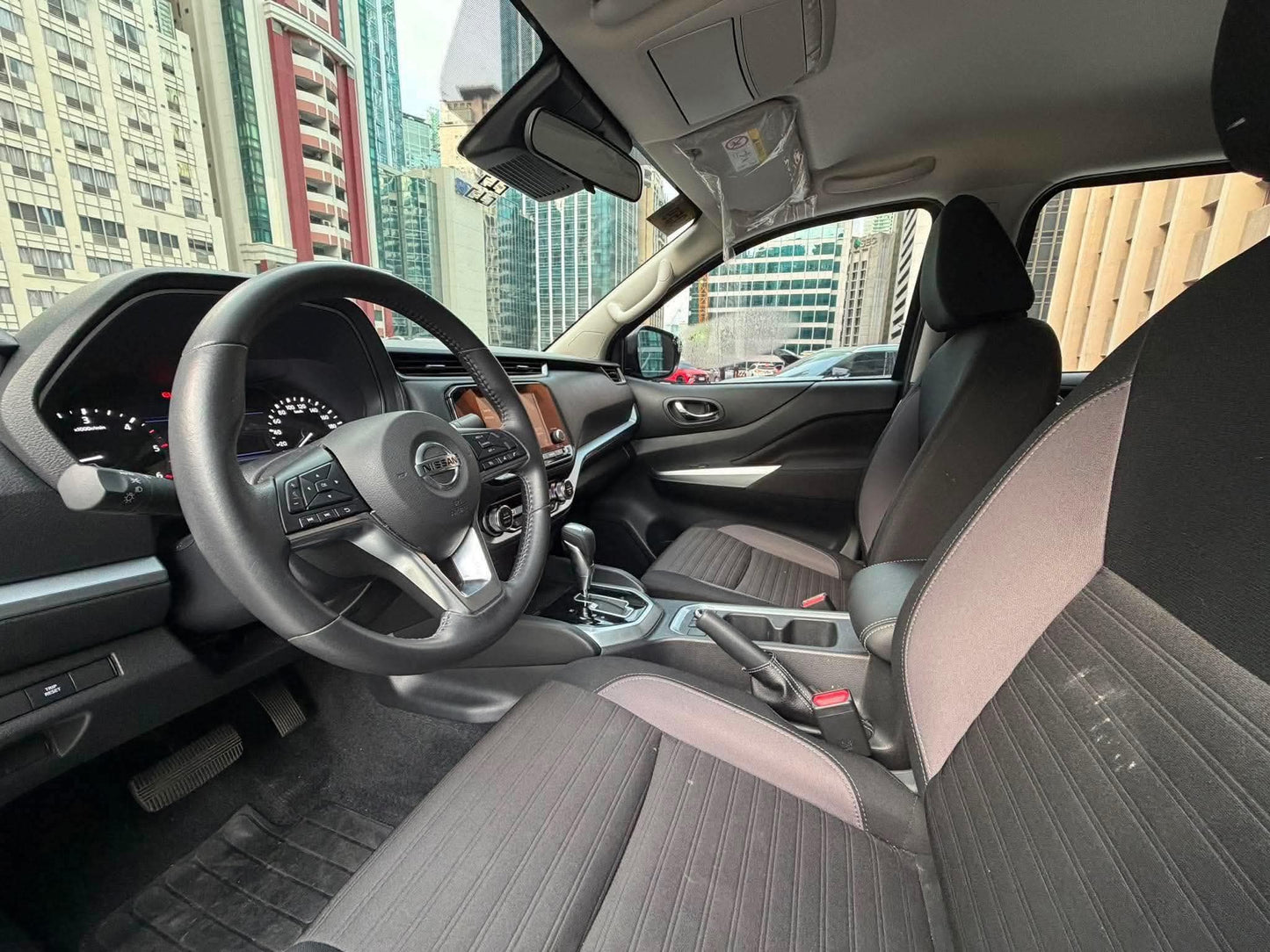2025 Nissan Navara 2.5 VE Calibre, Automatic, Diesel