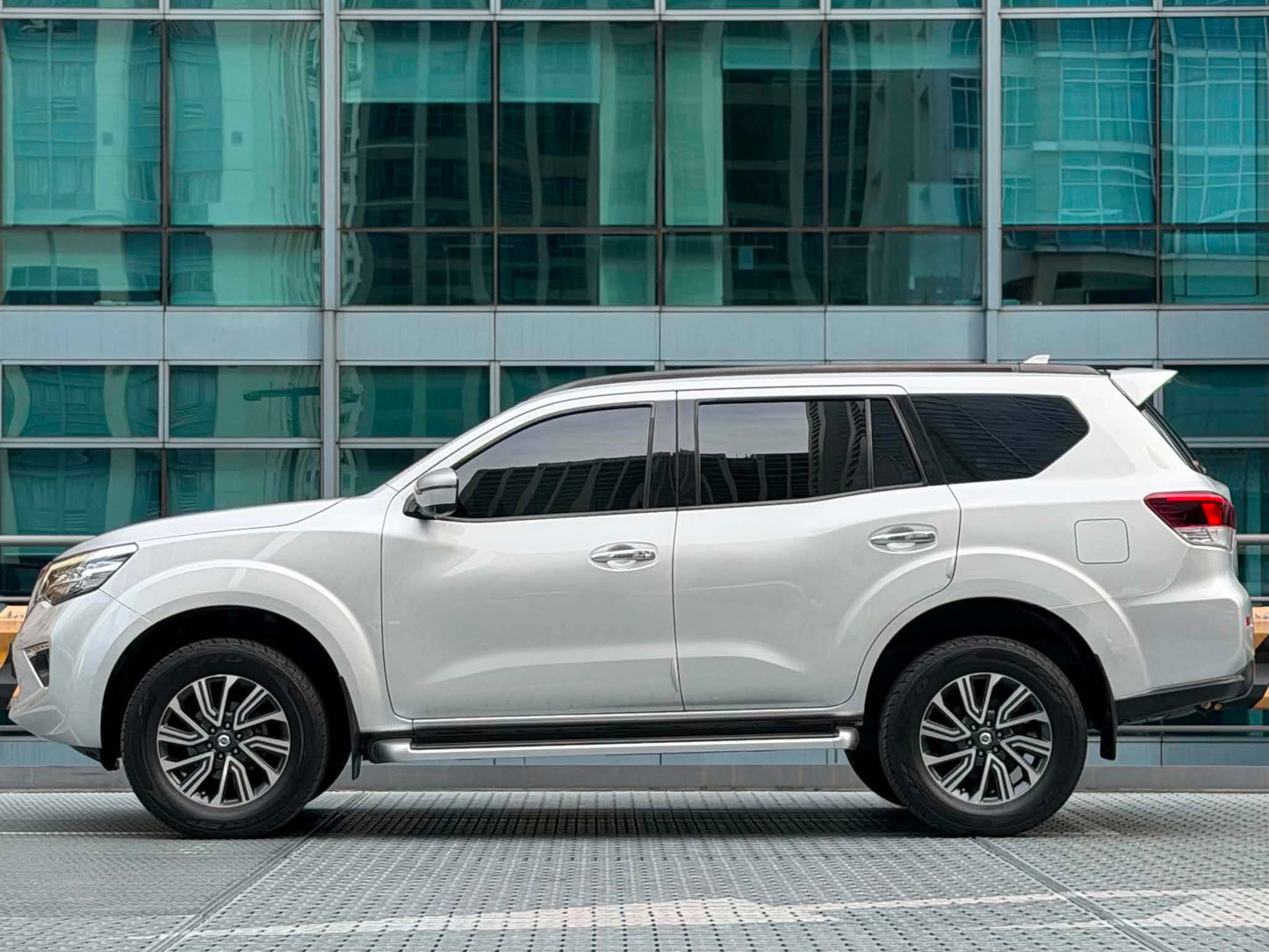 2020 Nissan Terra VL 4x2 2.5, Automatic, Diesel!