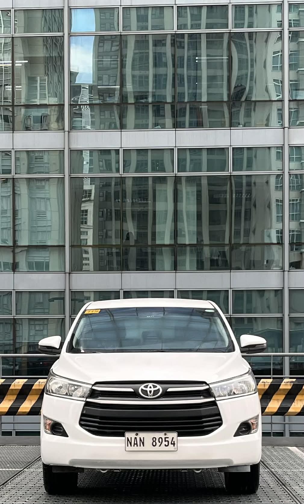 2020 Toyota Innova J 2.8, Manual, Diesel