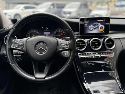 2017 Mercedes Benz C180 Avantgarde 1.6, Automatic, Gas