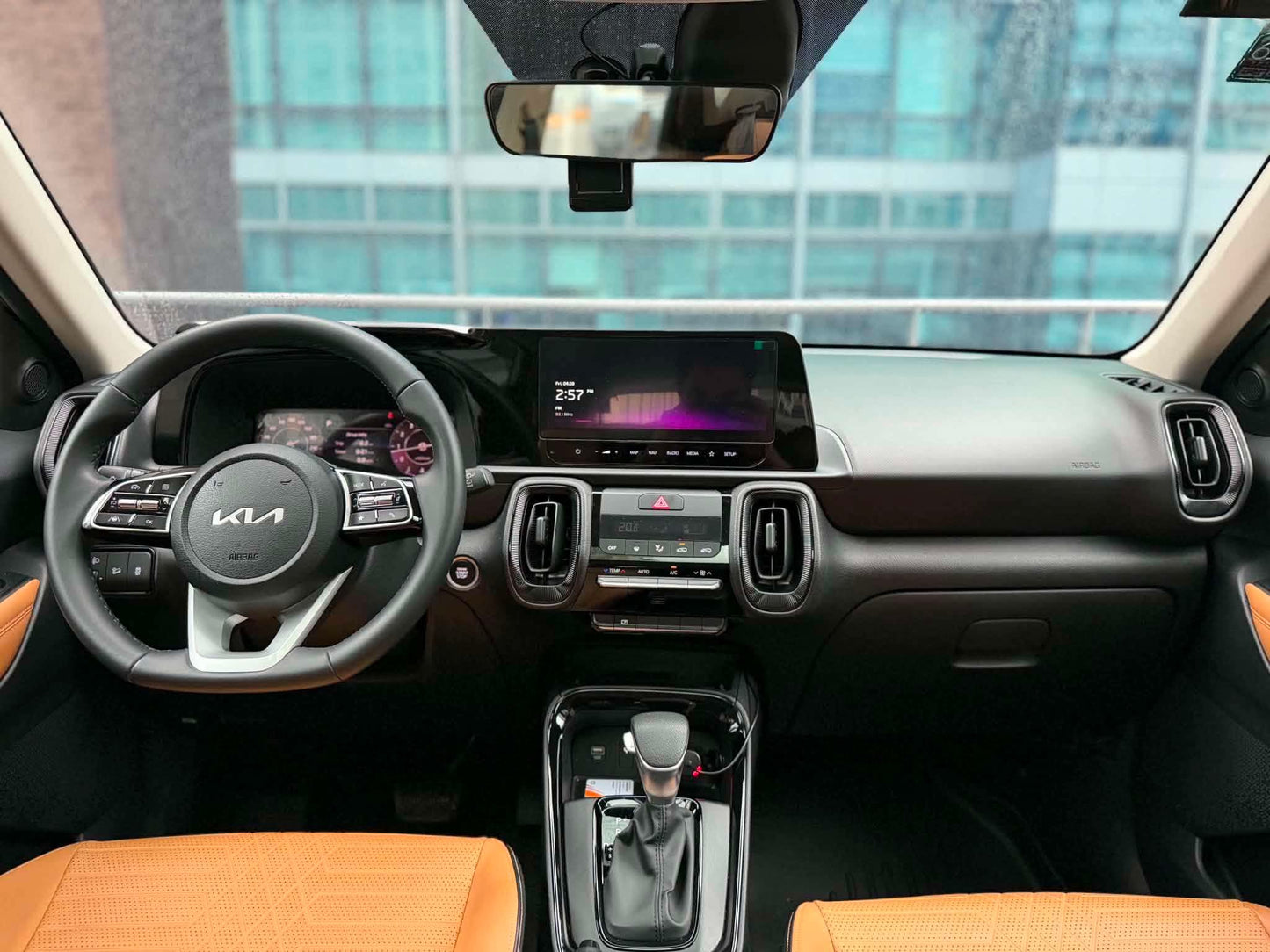 2025 Kia Sonet 1.5 SX, Automatic, Gas