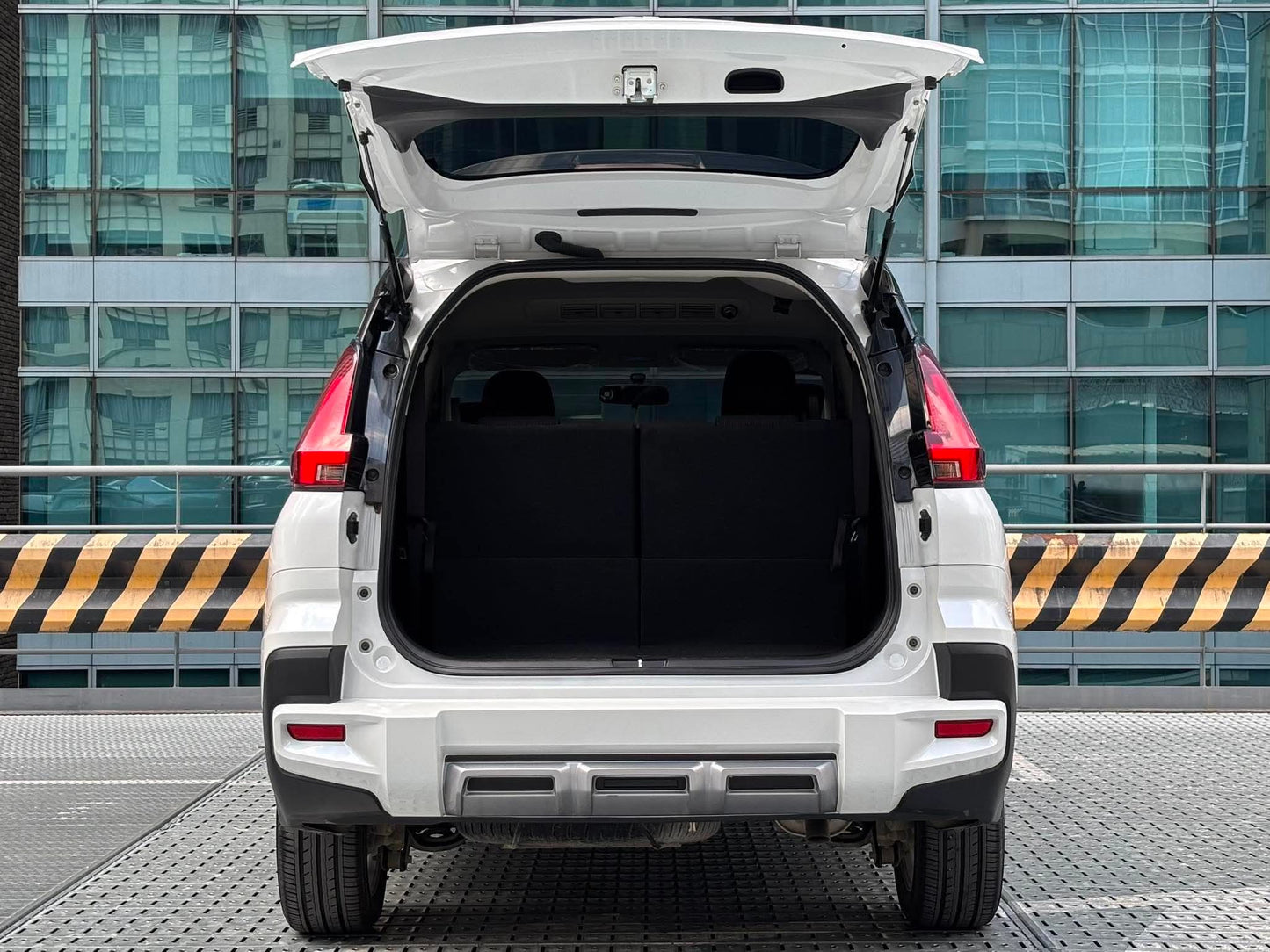 2025 Mitsubishi Xpander Cross 1.5, Automatic,  Gas