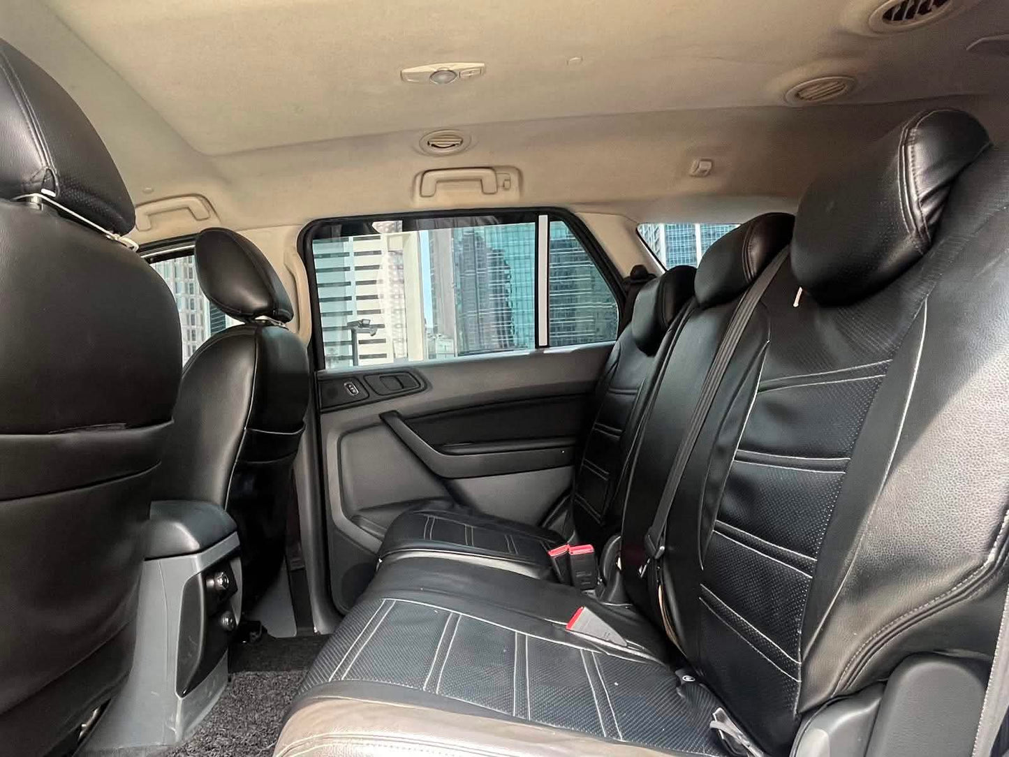 2017 Ford Everest 4x2 Ambiente 2.2, Automatic, Gas