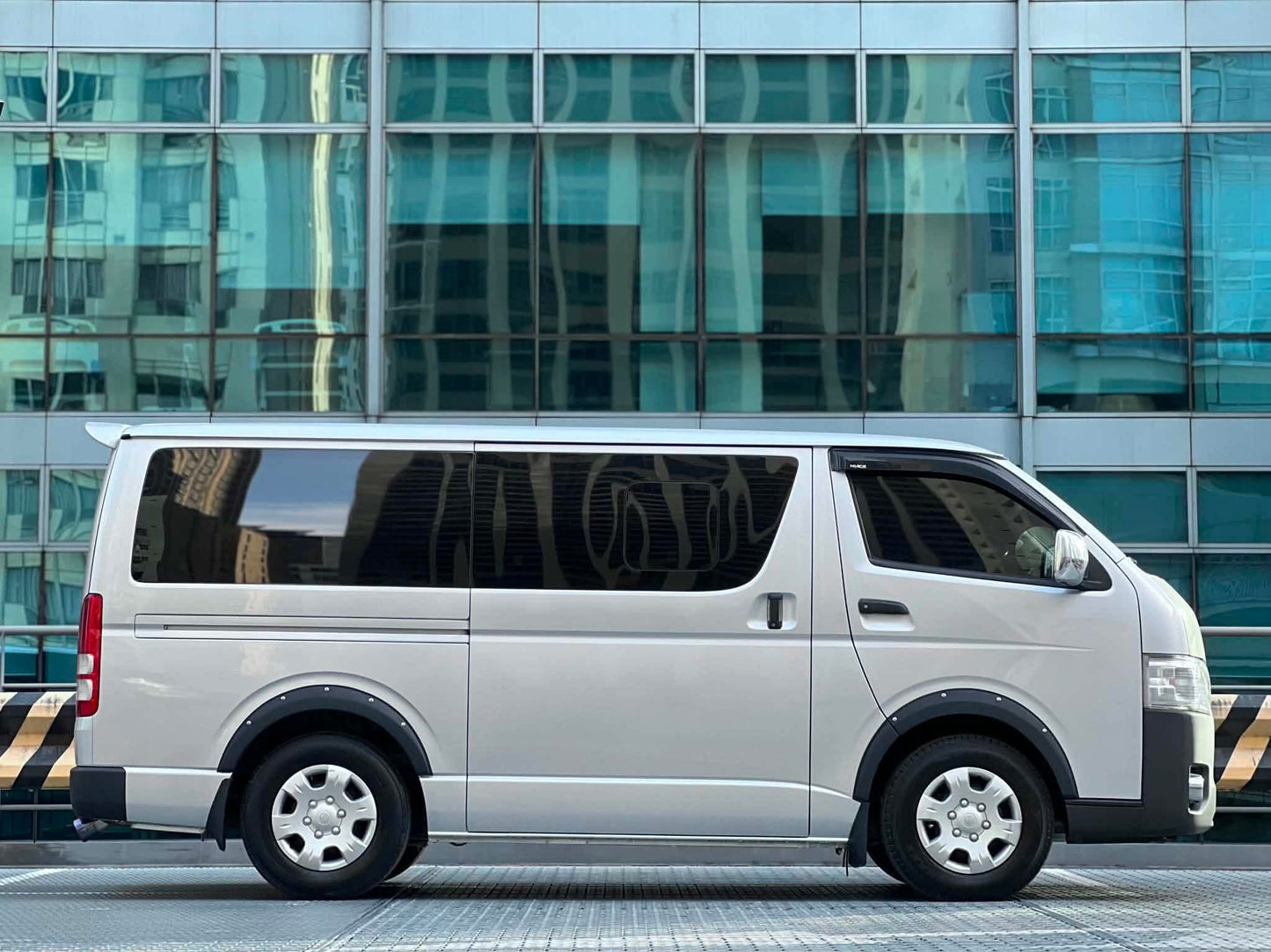 2019 Toyota HiAce Commuter 3.0, Manual, Diesel