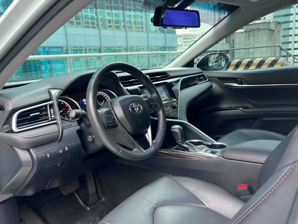 2019 Toyota Camry 2.5 V, Automatic, Gas