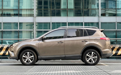 2017 Toyota Rav4 Premium,   Automatic, Gas