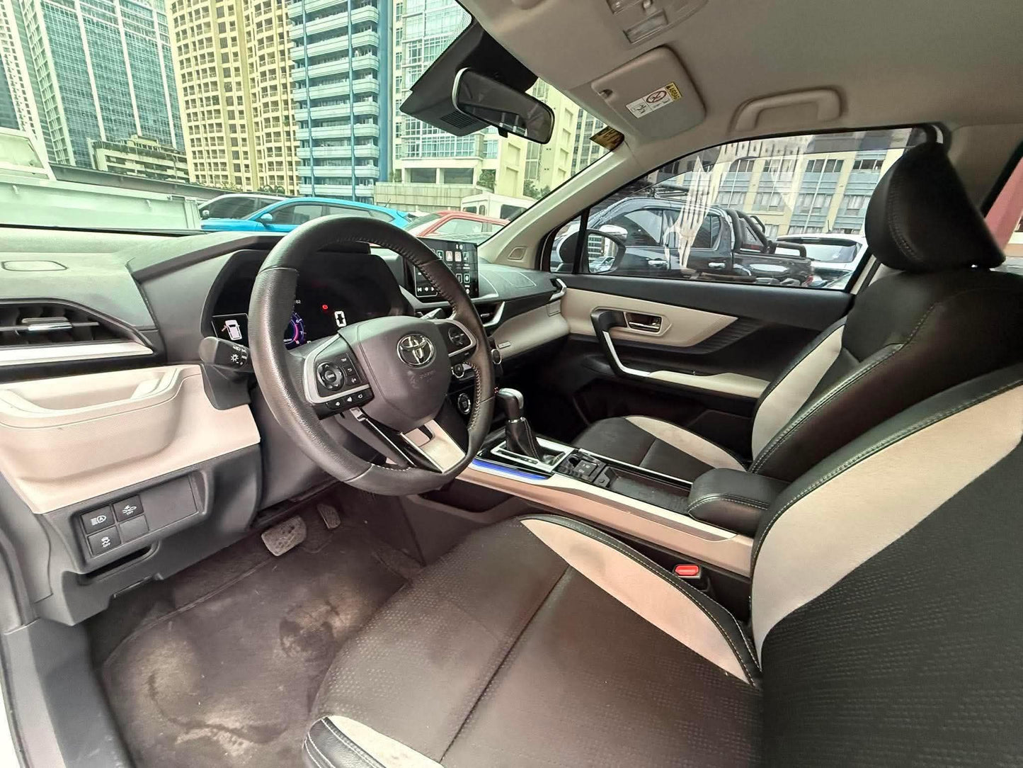 2022 Toyota Veloz 1.5 V CVT, Automatic, Gas