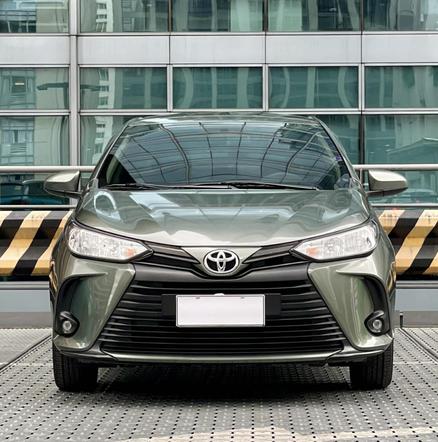2021 Toyota Vios XLE CVT, Automatic, Gas