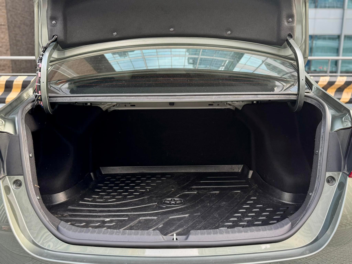 2021 Toyota Vios XLE 1.3, Automatic, Gas