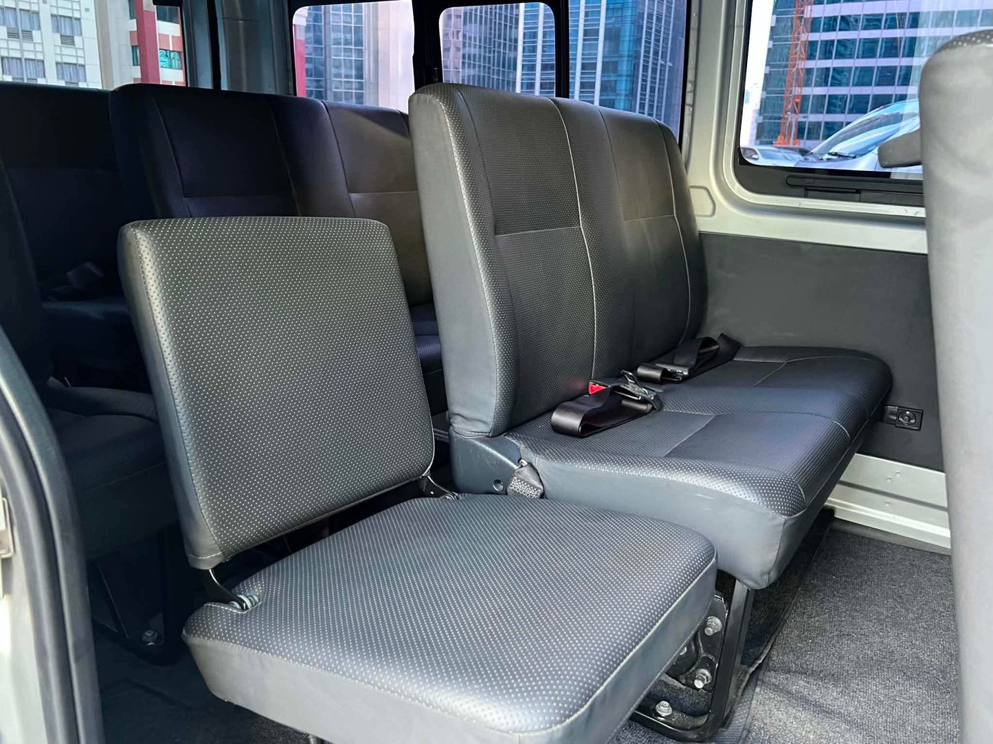 2019 Toyota HiAce Commuter 3.0, Manual, Diesel