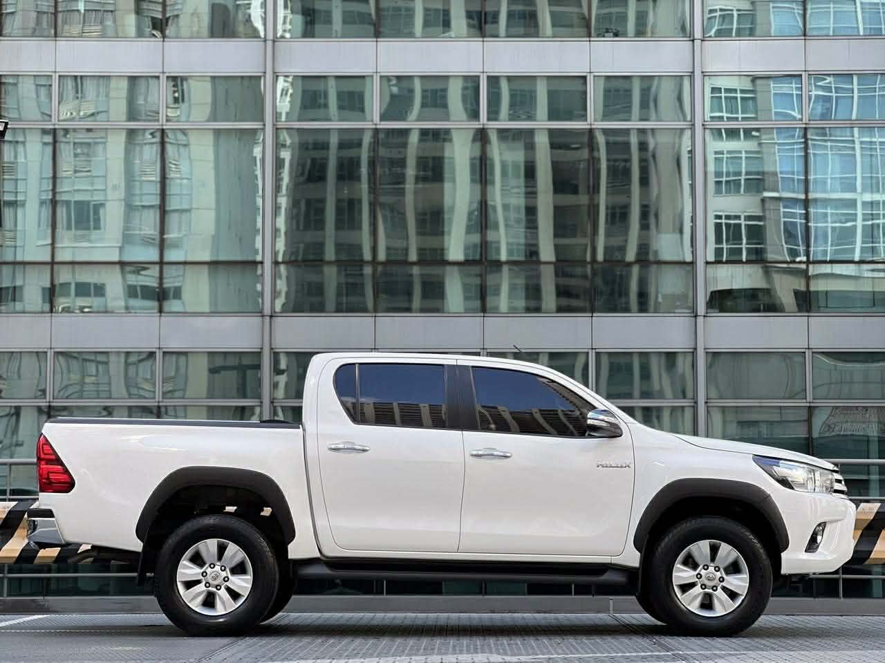 2017 Toyota Hilux 4x2 G, Automatic, Diesel