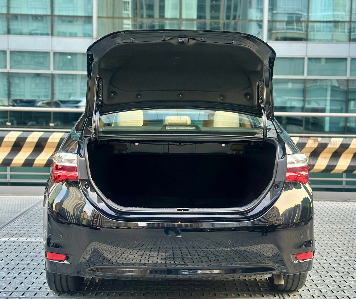 2018 Toyota Corolla Altis 1.6 V, Automatic, Gas
