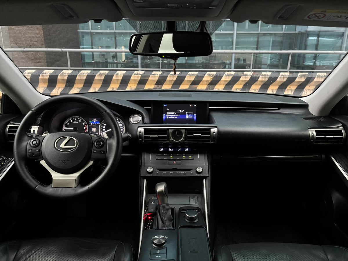 2015 Lexus IS350  3.5, Automatic, Gas