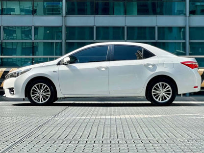 2014 Toyota Corolla Altis 1.6 V, Automatic, Gas
