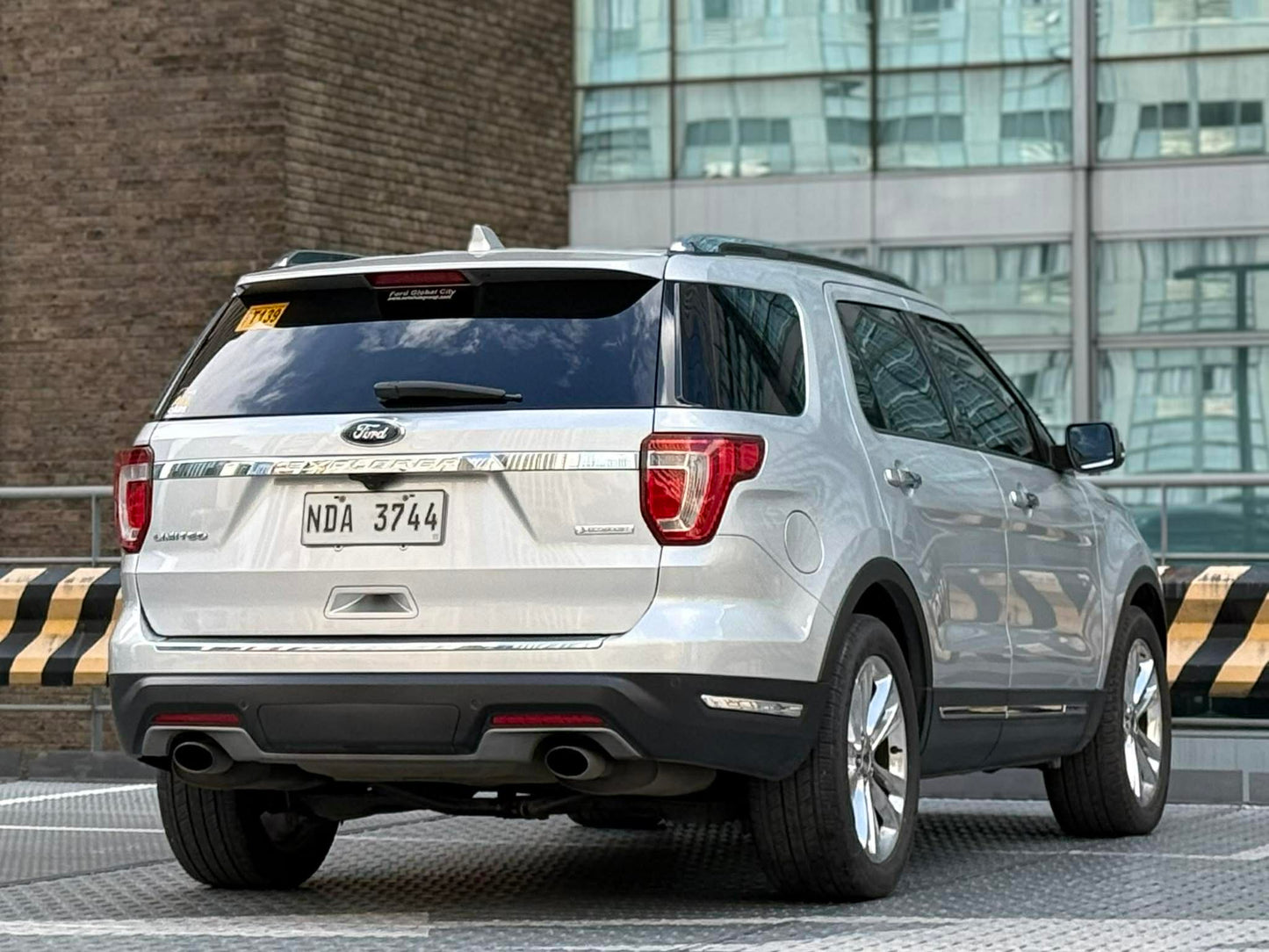 2017 Ford Explorer 2.3 4x2, Automatic, Gas