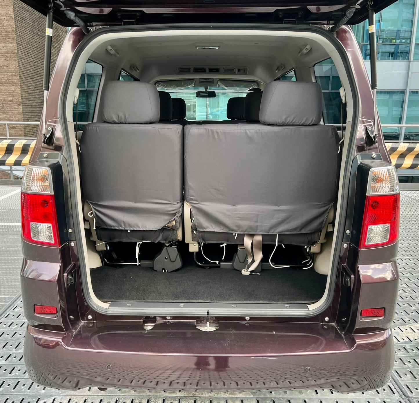 2025 Suzuki APV GLX, Manual, Gas