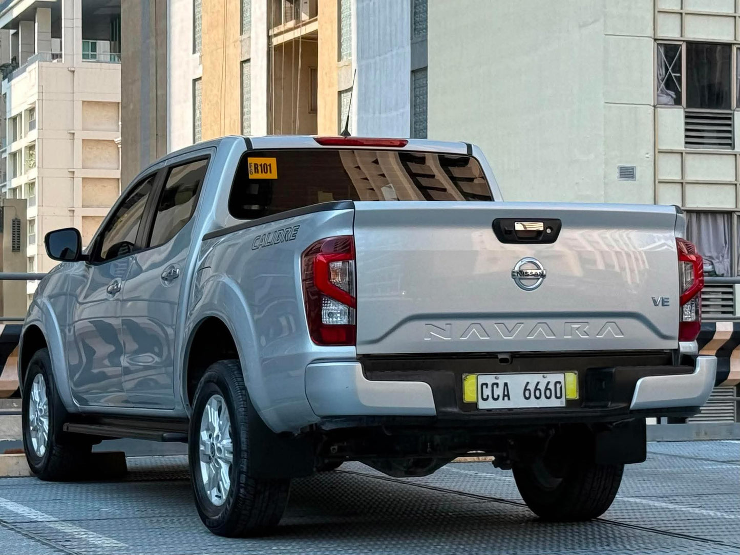2024 Nissan Navara 2.5 VE Calibre, Automatic, Diesel