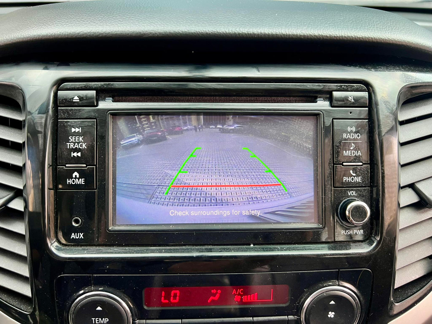 2020 Mitsubishi Montero GLX 2.5, Manual, Diesel