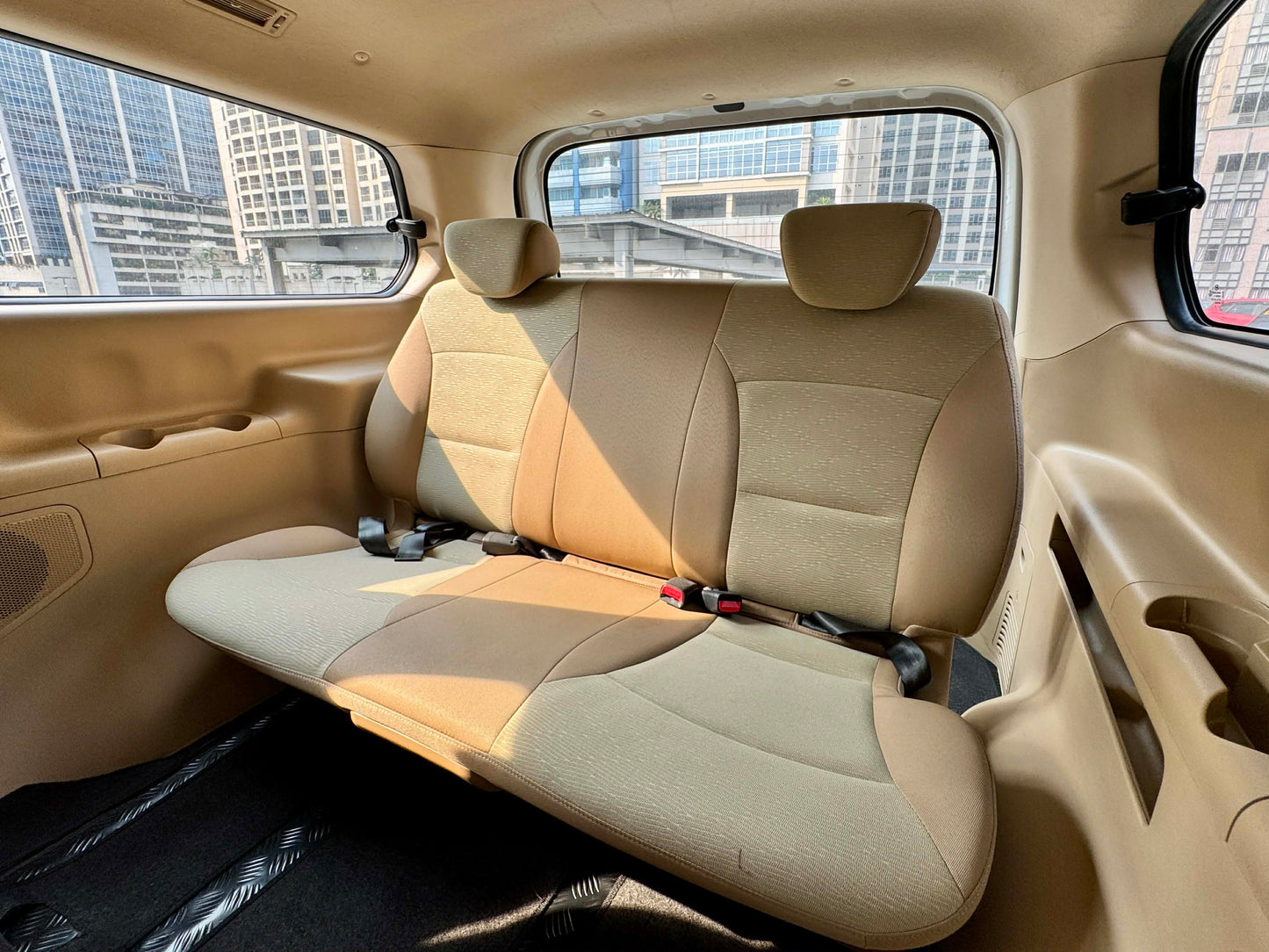 2015 Hyundai Grand Starex VGT 2.5, Automatic, Diesel