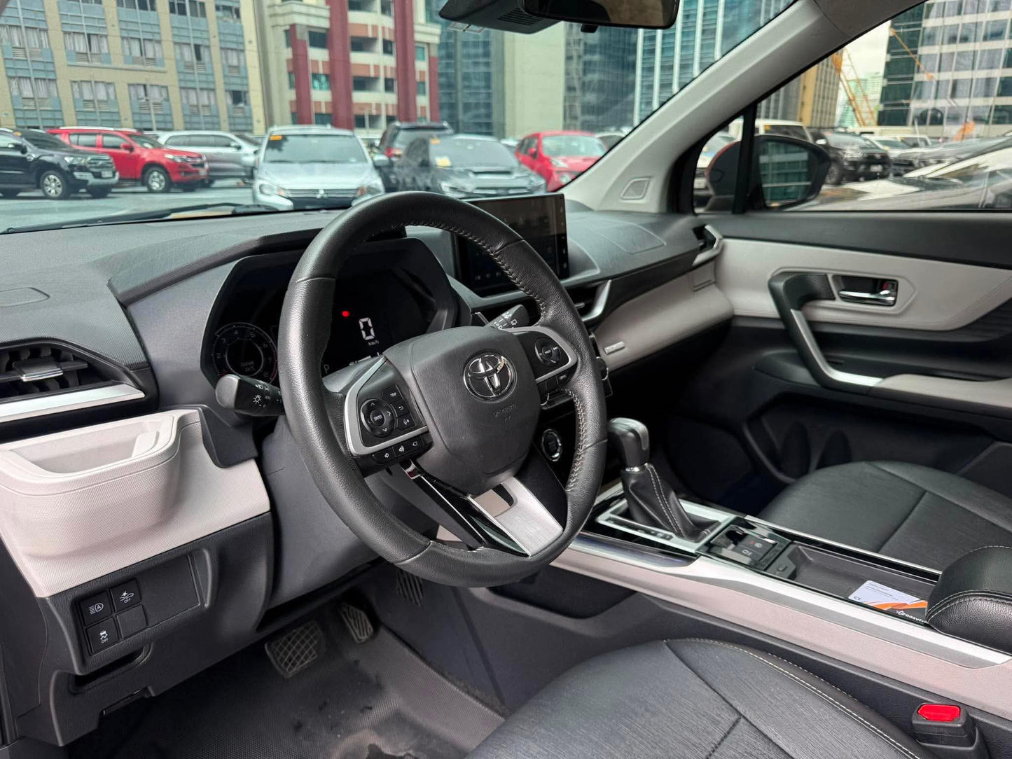2022 Toyota Veloz 1.5 V CVT, Automatic, Gas