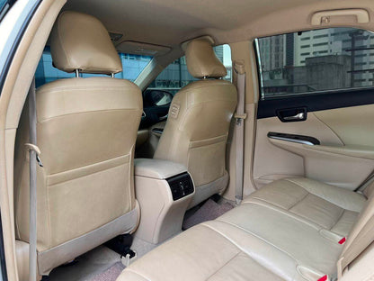 2017 Toyota Camry 2.5 V, Automatic, Gas