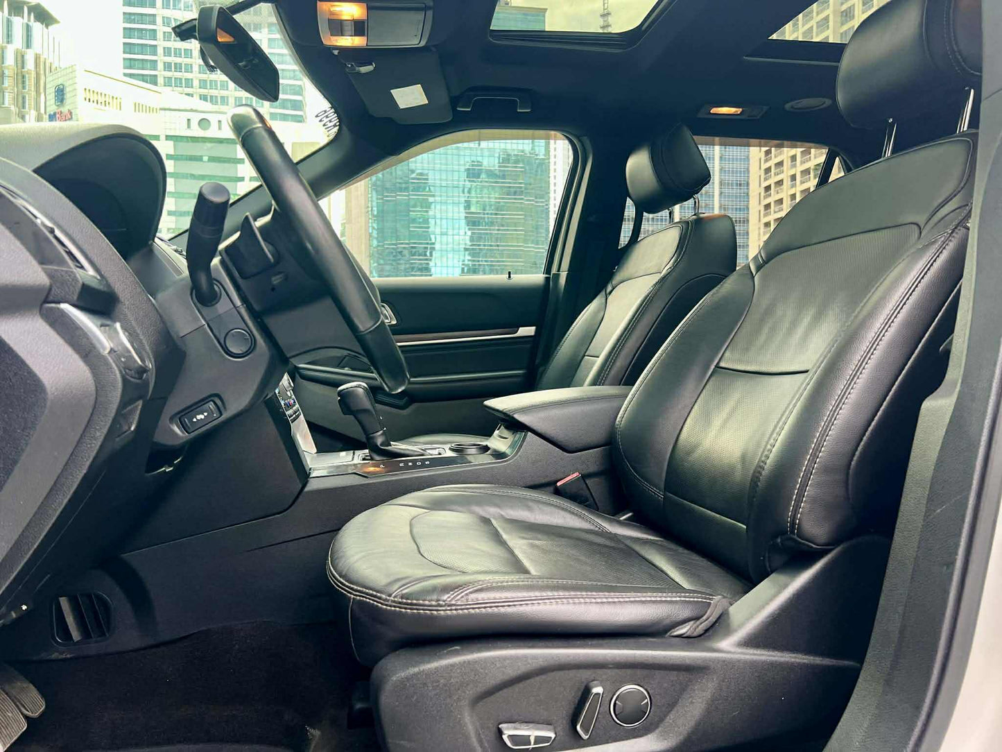 2017 Ford Explorer 2.3 Ecoboost Limited 4x2, Automatic, Gas