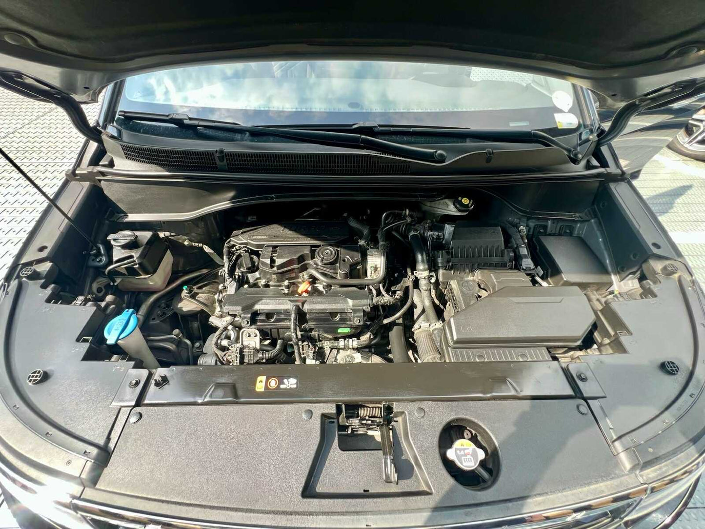 2024 Hyundai Custin 1.5T Premium, Automatic, Gas