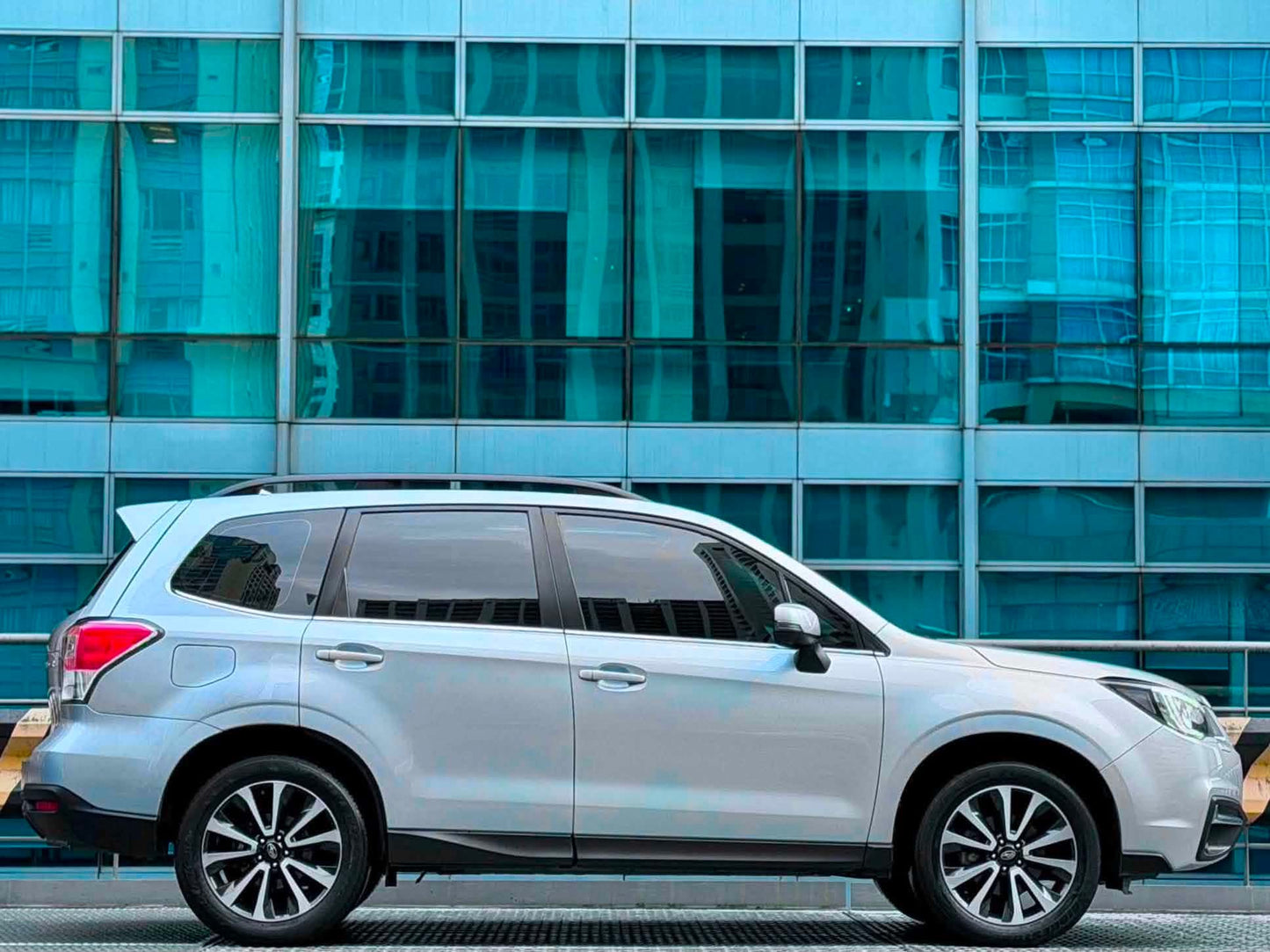 2016 Subaru Forester 2.0 i-Premium, Automatic, Gas
