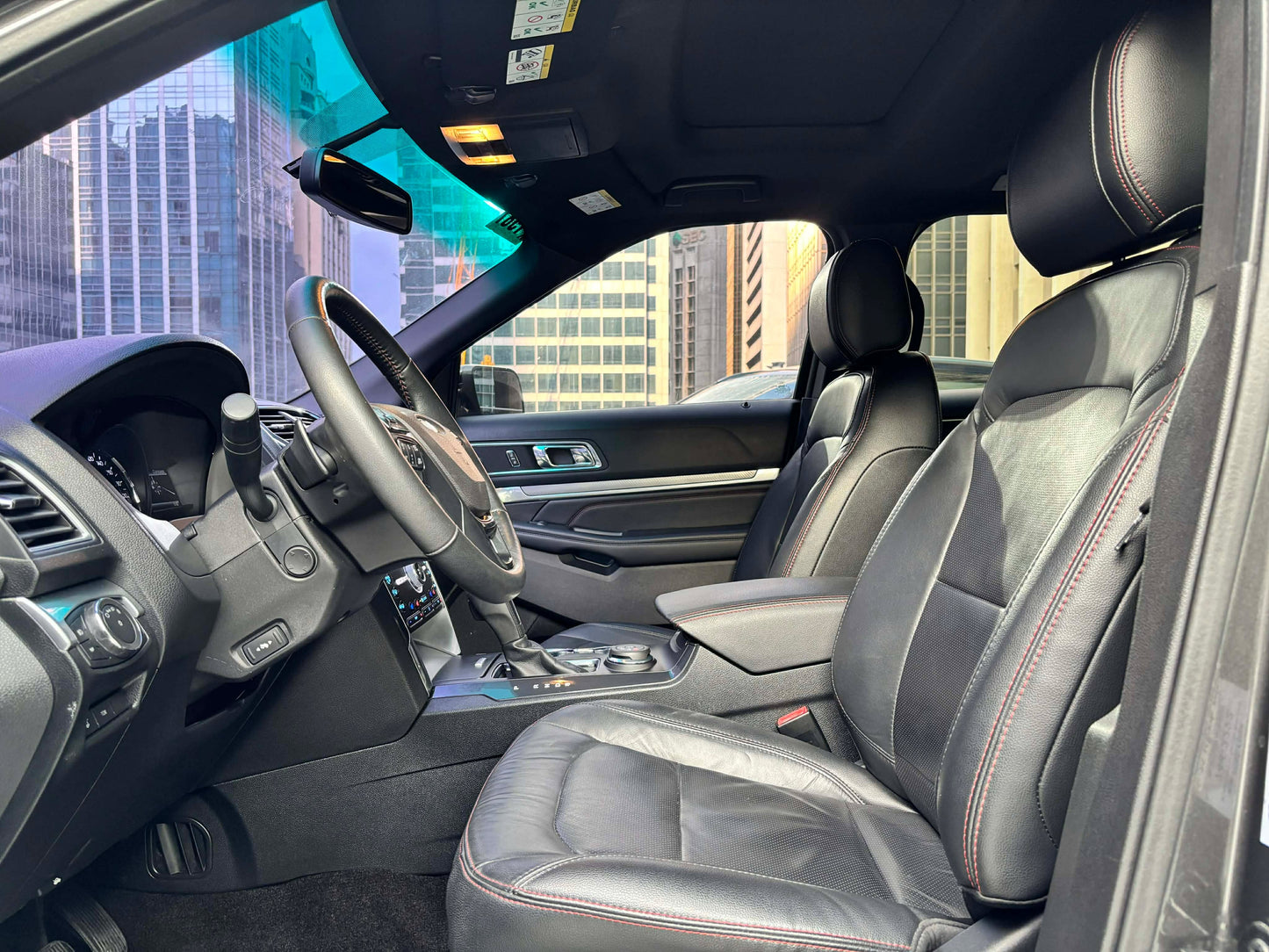 2017 Ford Explorer V6 4x4 3.5, Automatic, Gas