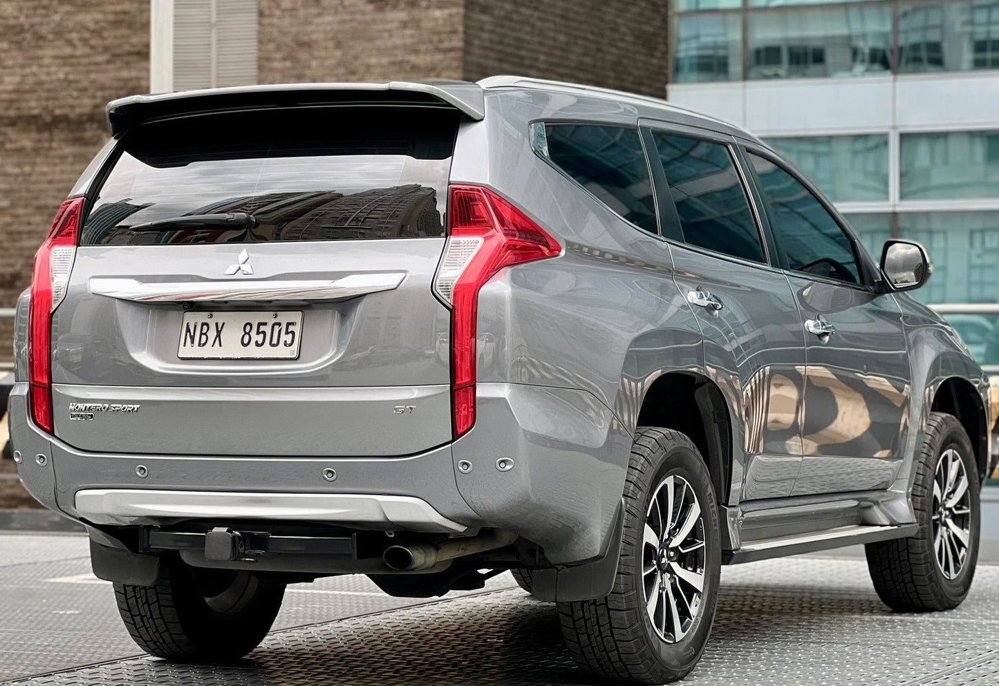 2016 Mitsubishi Montero 4x4 GT, Automatic, Diesel