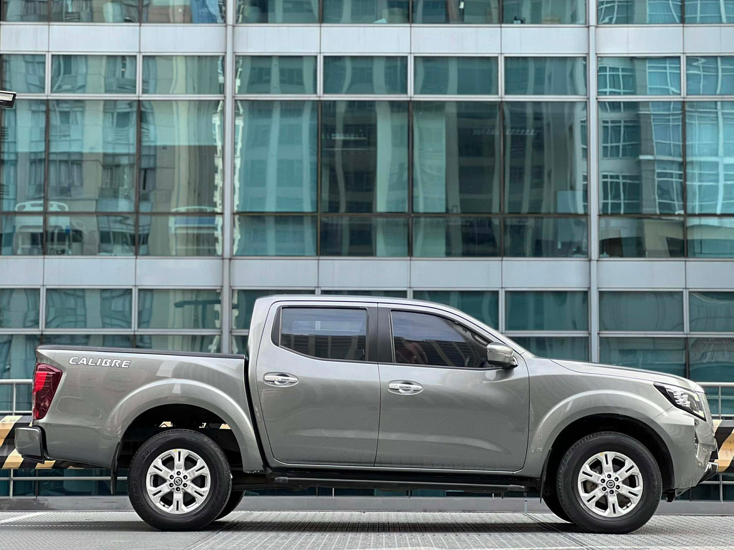 2023 Nissan Navara 2.5 VE, Automatic, Diesel