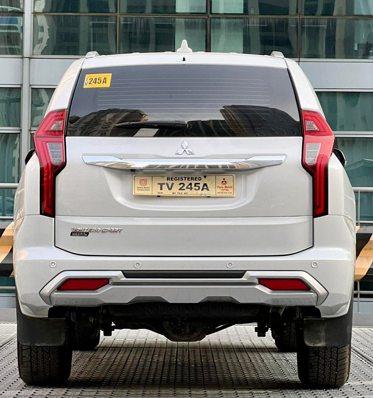 2025 Mitsubishi Montero GLX, Manual, Diesel