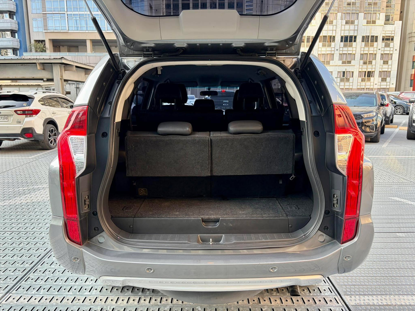 2016 Mitsubishi Montero GLS Premium 2.5,  Automatic, Diesel