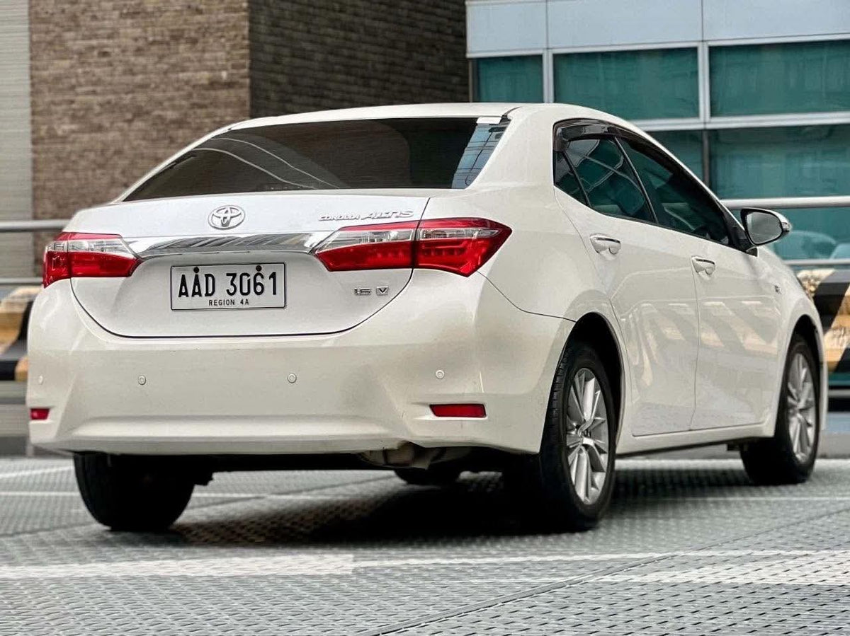 2014 Toyota Corolla Altis 1.6 V,  Automatic, Gas