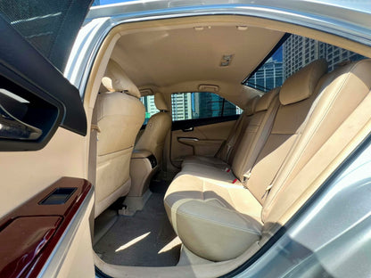 2013 Toyota Camty 2.5 V, Automatic, Gas