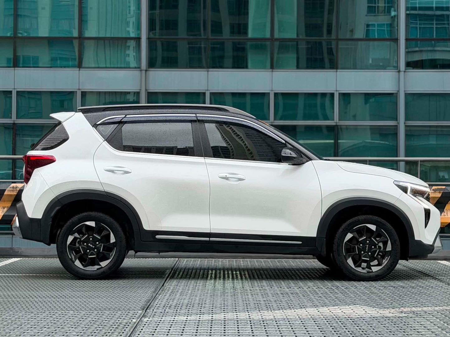 2025 Kia Sonet 1.5 SX, Automatic, Gas