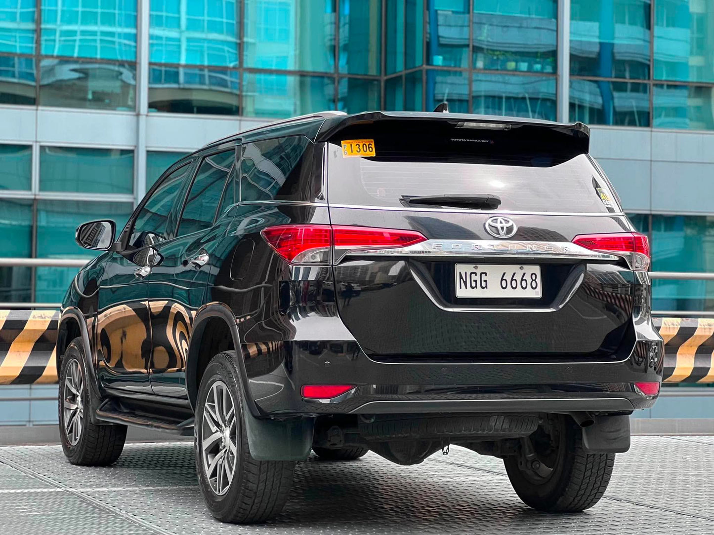 2020 Toyota Fortuner 2.4 V 4x2, Automatic, Diesel