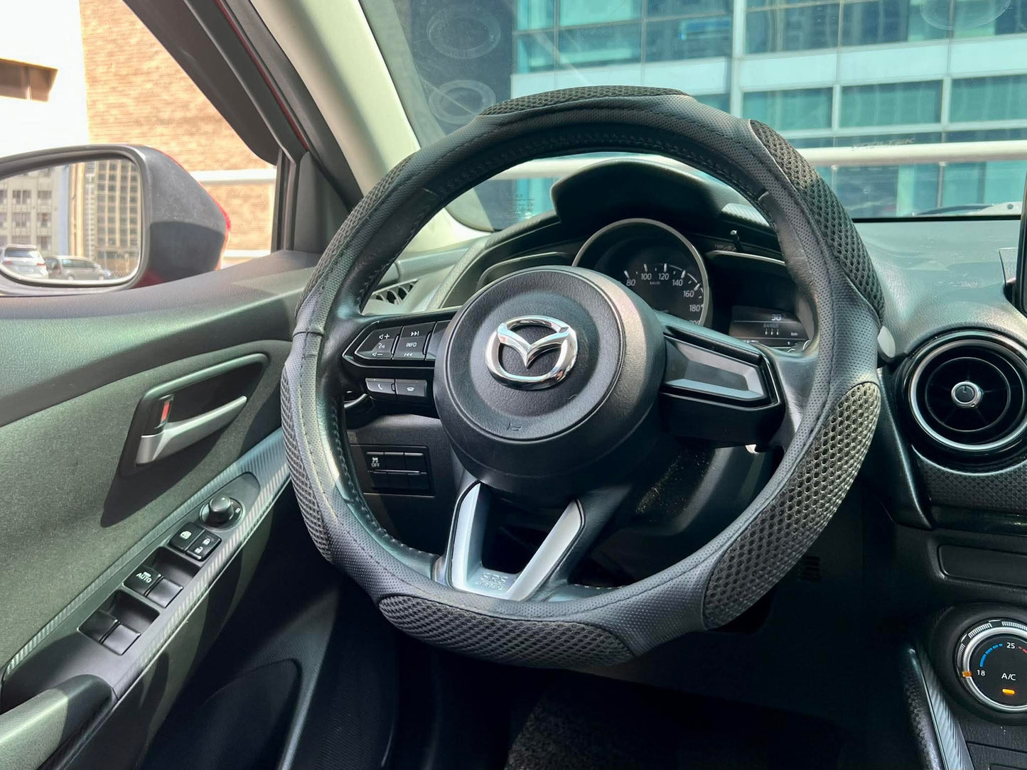 2018 Mazda 2 1.5, Automatic, Gas