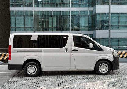 2022 Toyota Hiace Deluxe 2.8, Manual, Diesel